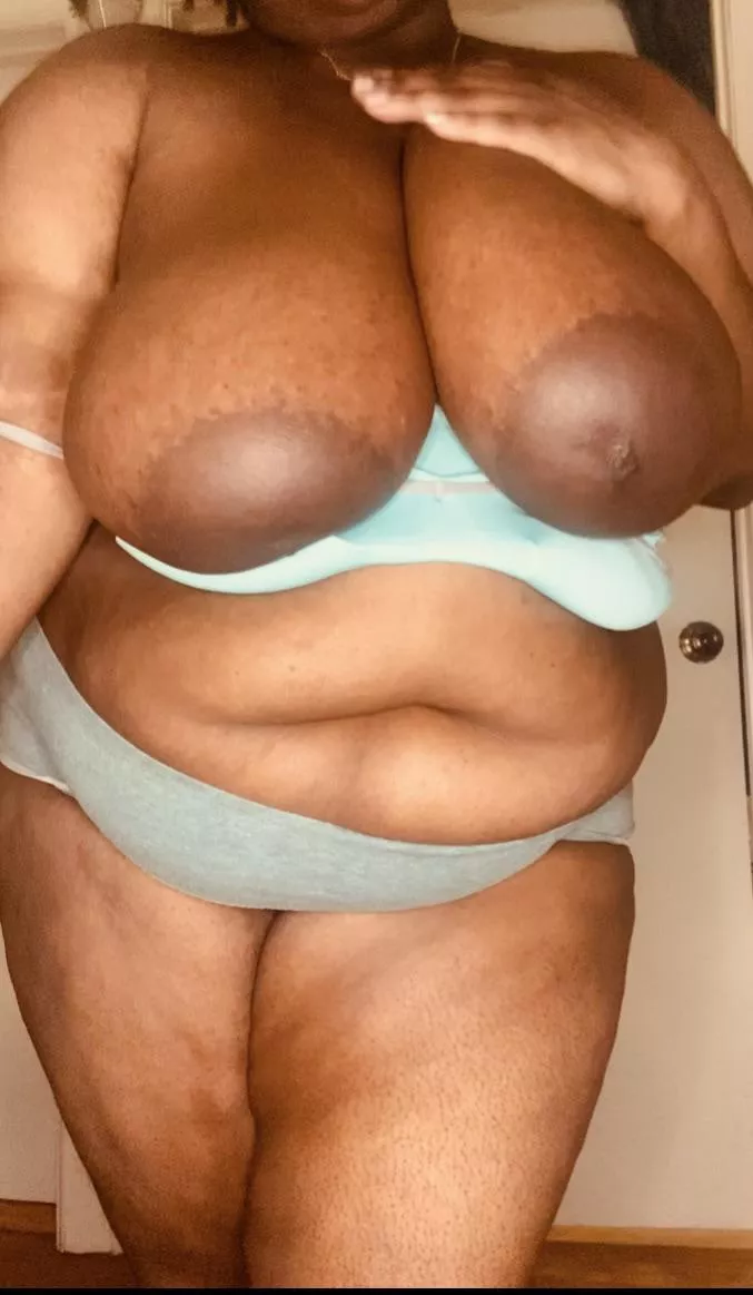The best part of my day is pulling these Big Natural Tits out and getting them sucked on posted by MommyMilkSquirter
