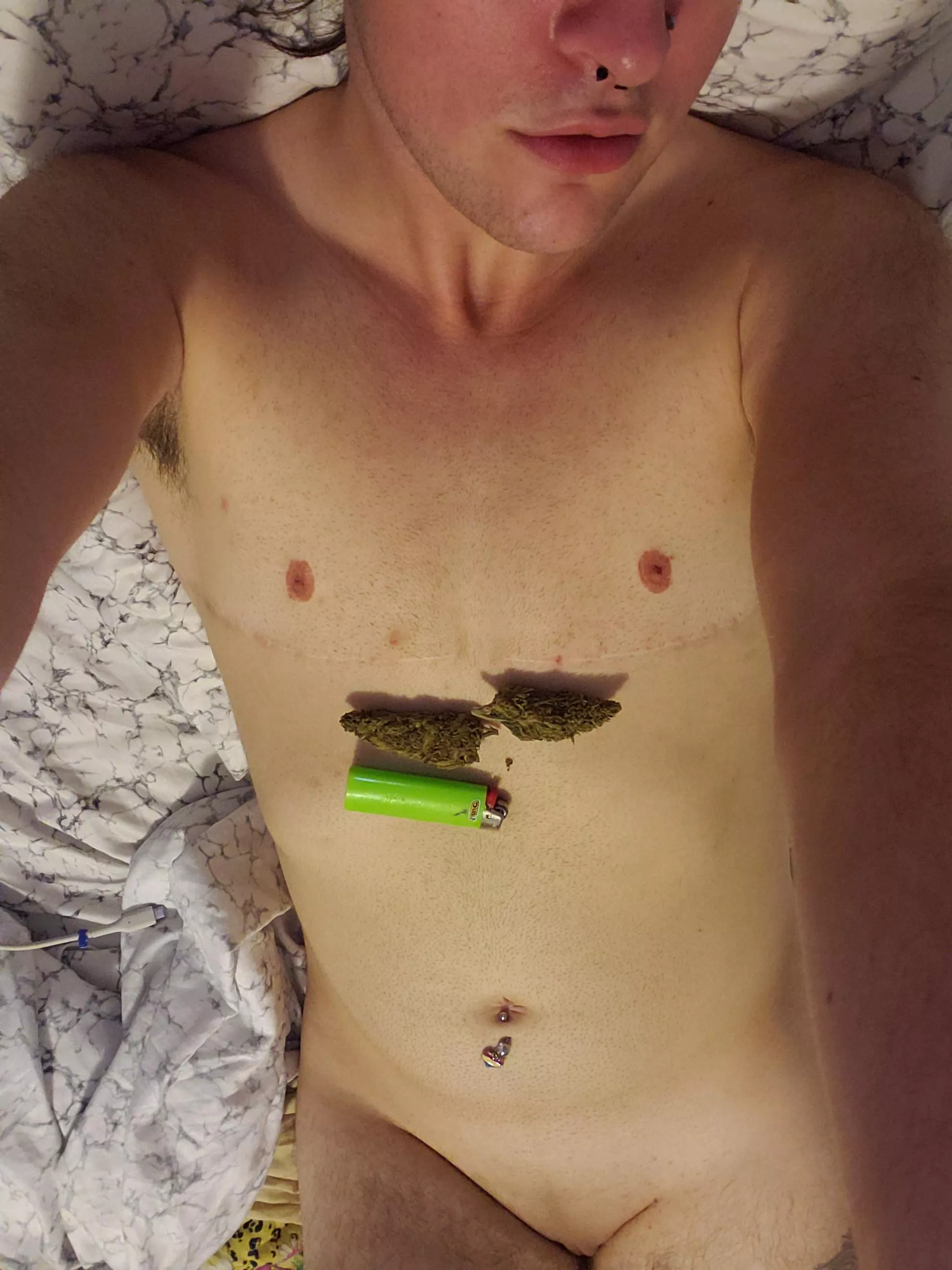 The biggest nugs I've ever seen 😳 lighter for scale (TM) (28, they/he) posted by FenrirsTeeth