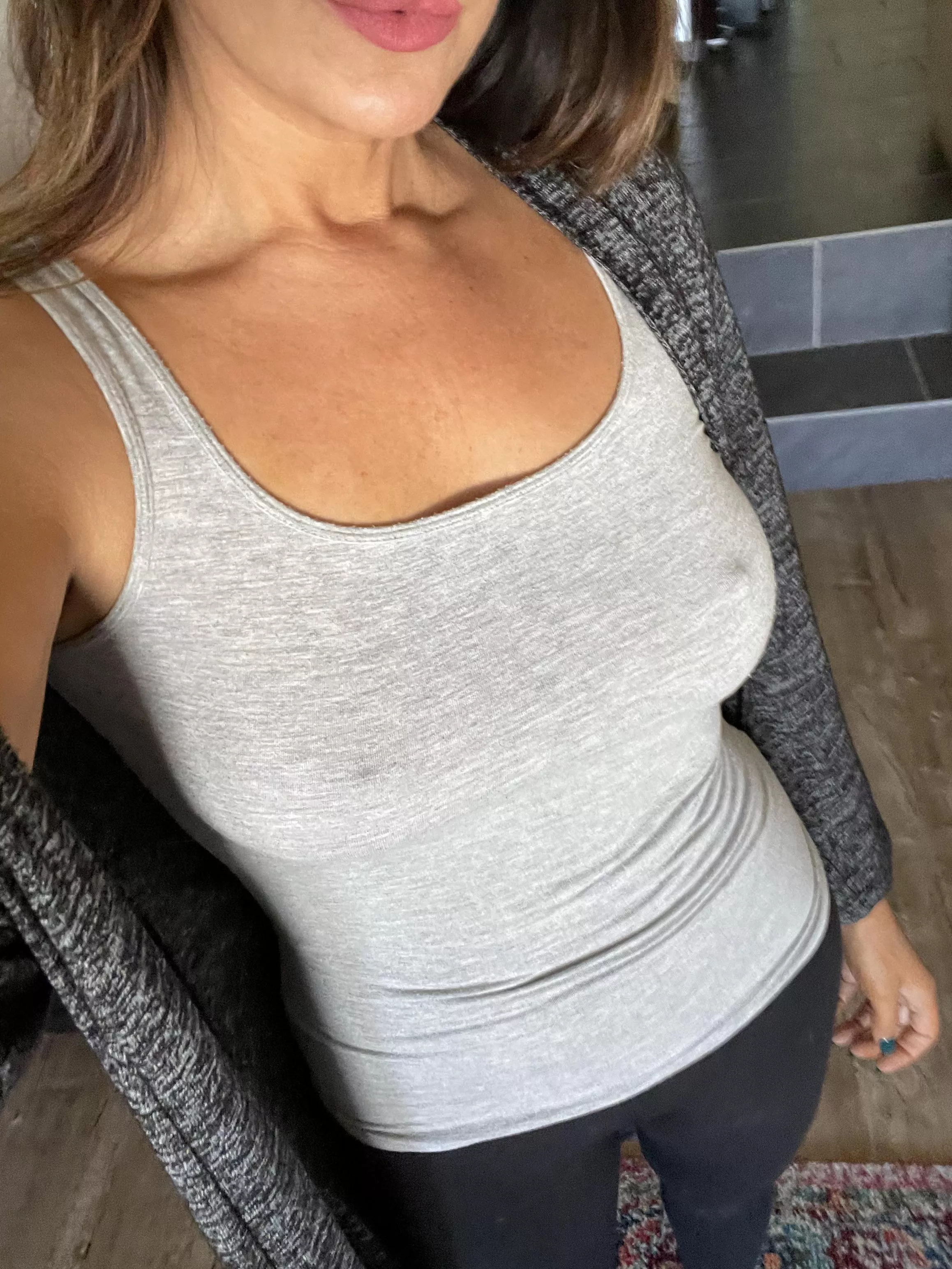 The comfiest top for lounging posted by mandiekitty