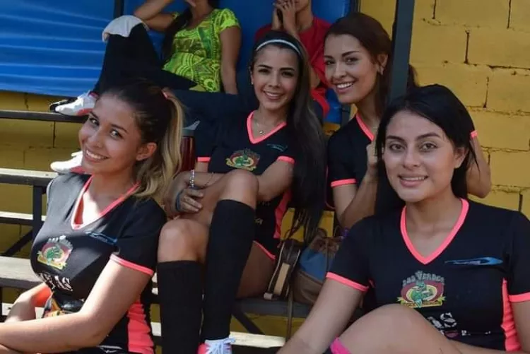 The defenders by Chaturbater1