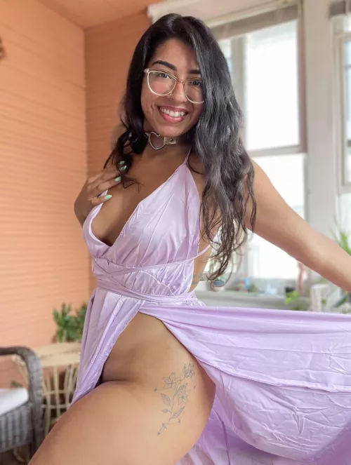 The glasses stay on by wantmyass888