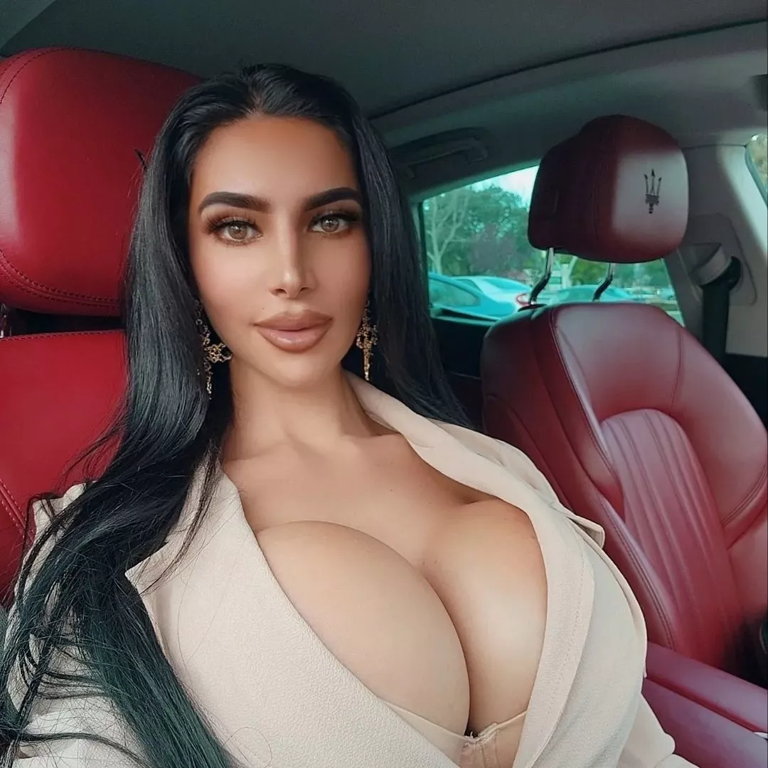 The gorgeous Ashten posted by BimboSimp