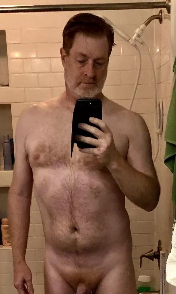 The hair is a little darker when wet, but the orange still shines through. posted by ZelaznyFan68