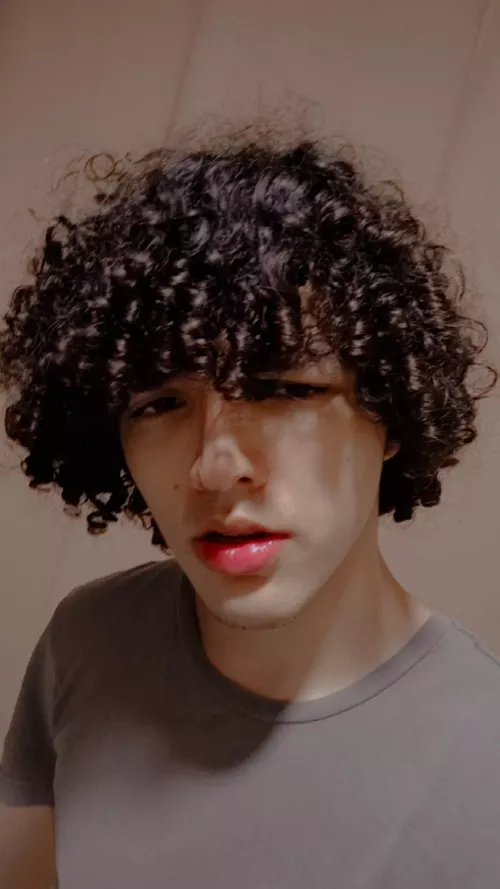 The look of someone who spent 6 hours playing Metroid by curlygeeek