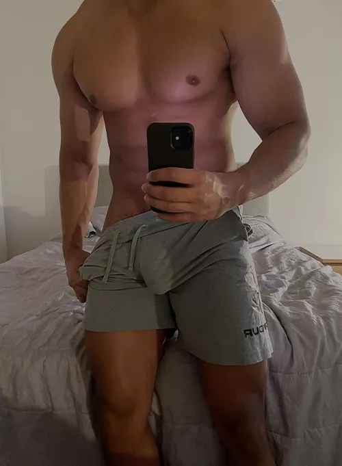 the moms at my gym can't help but stare by Ragna-Cock