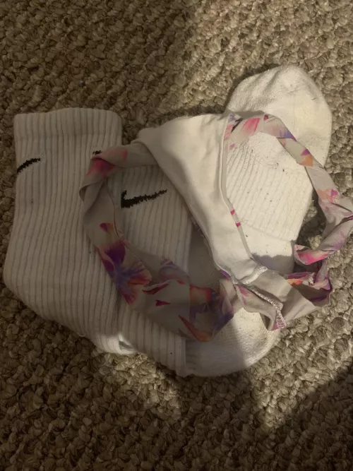 The morning after hooking up with my college friend (pms open) by Loud-Philosophy-217