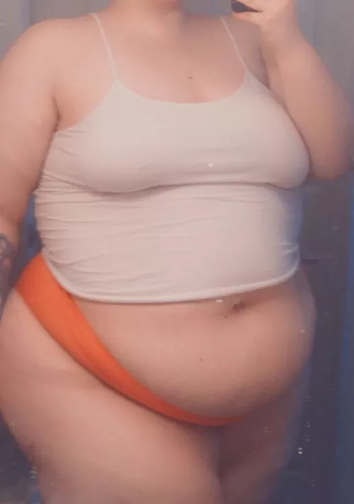 The perfect cuddle partner 🤤 feed me and tell me I’m pretty 😇😉 by MrsJiggly