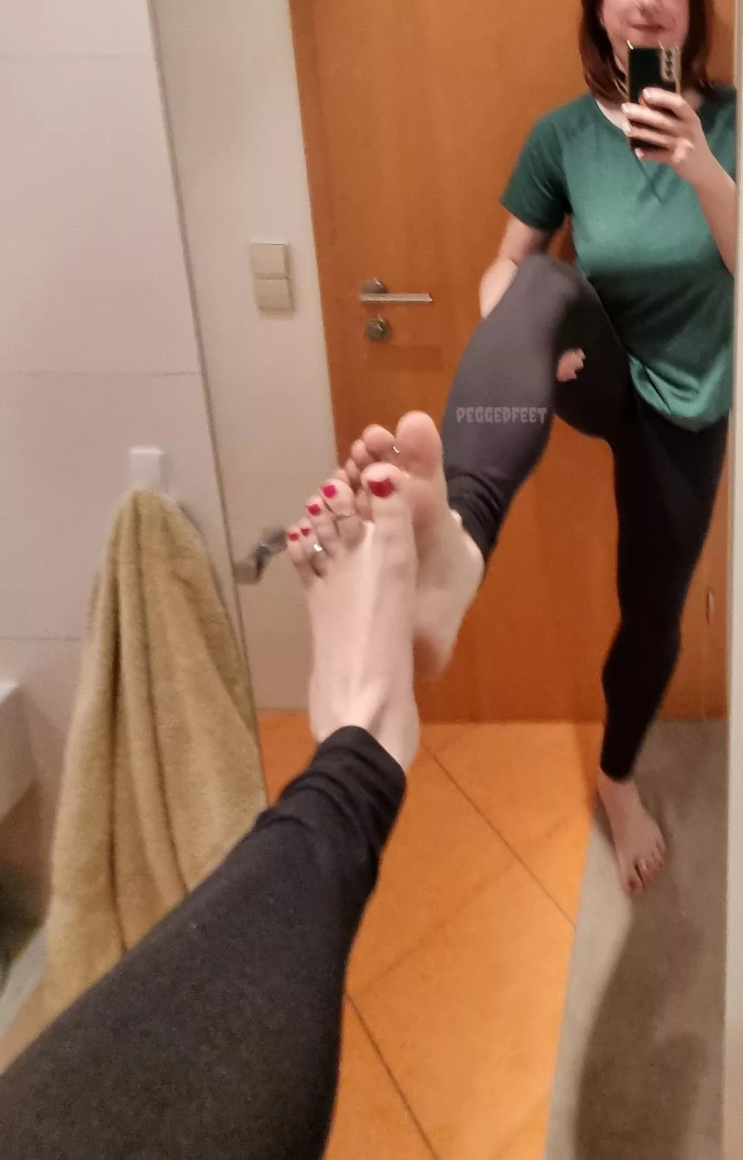 The person in the mirror is mocking me by not licking the feet 🥲 posted by peggedfeet