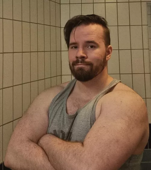 The post-workout, pre-sauna selfie by casualcoinshot