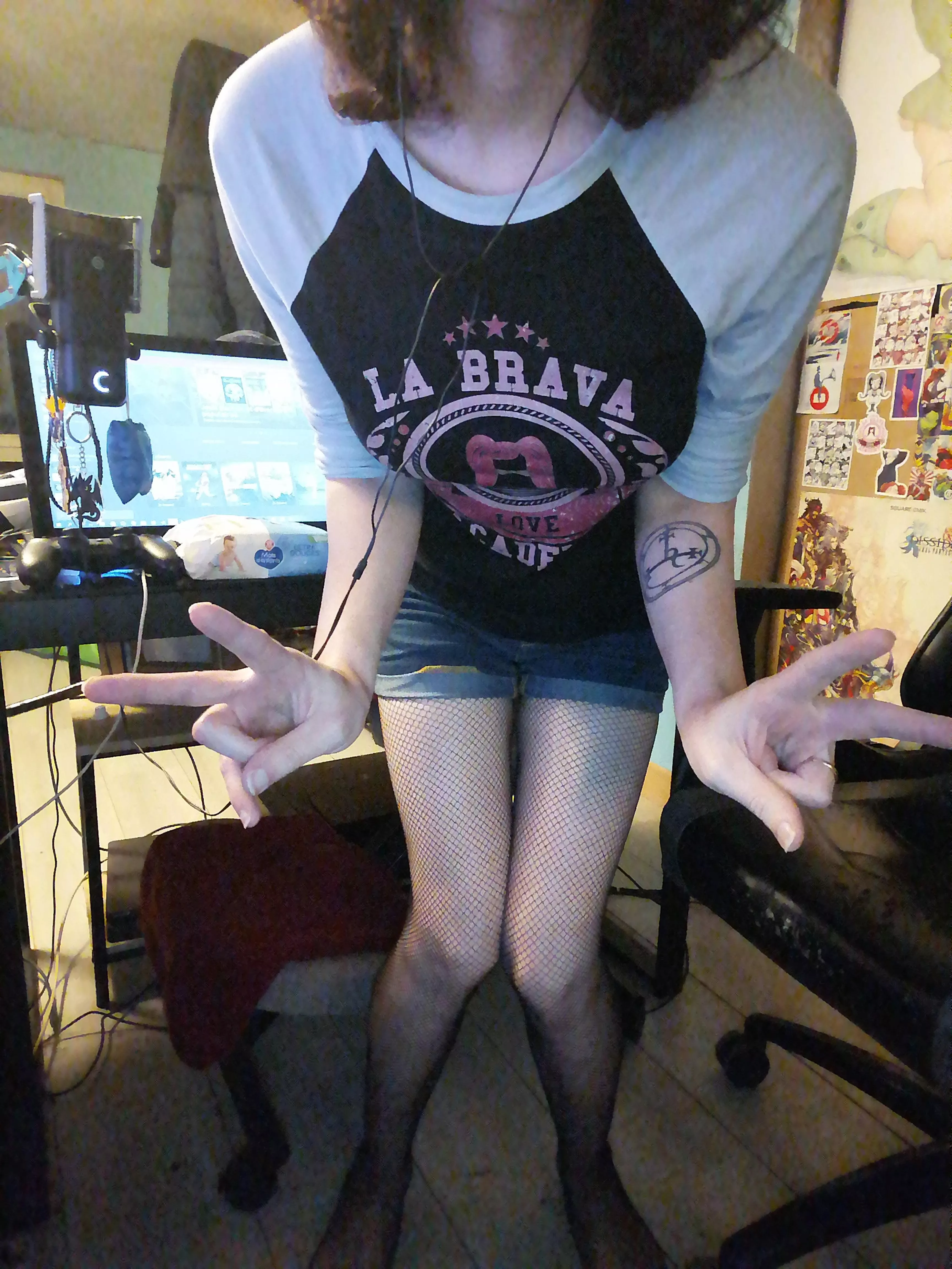 the power of love ^^ posted by b0ttomless-pit