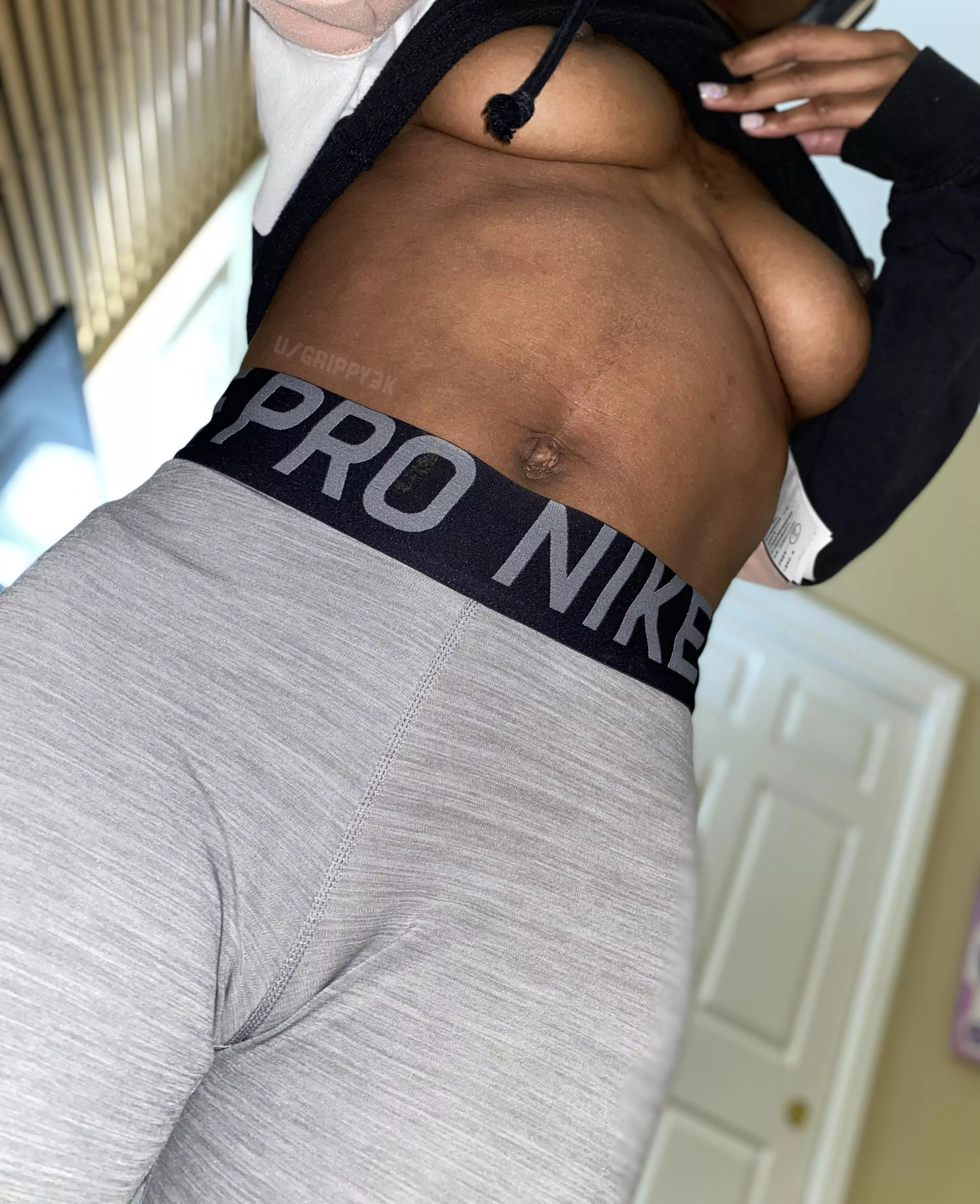 The pussy print and underboob posted by grippy3k