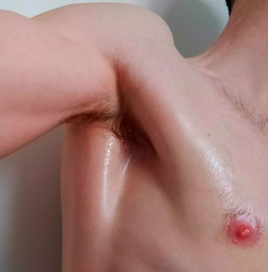 The smell of hard work, power and masculinity...get high posted by DomWestMaster