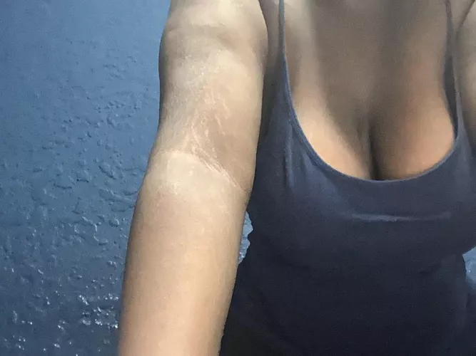 The space in between is for daddy’s dick by nubiankaydee