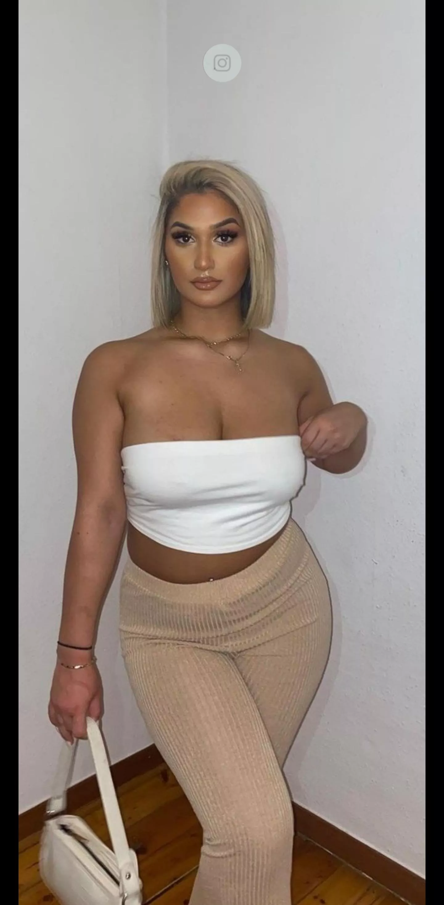 The standard in chav filth is back 👀 posted by WankersParadise