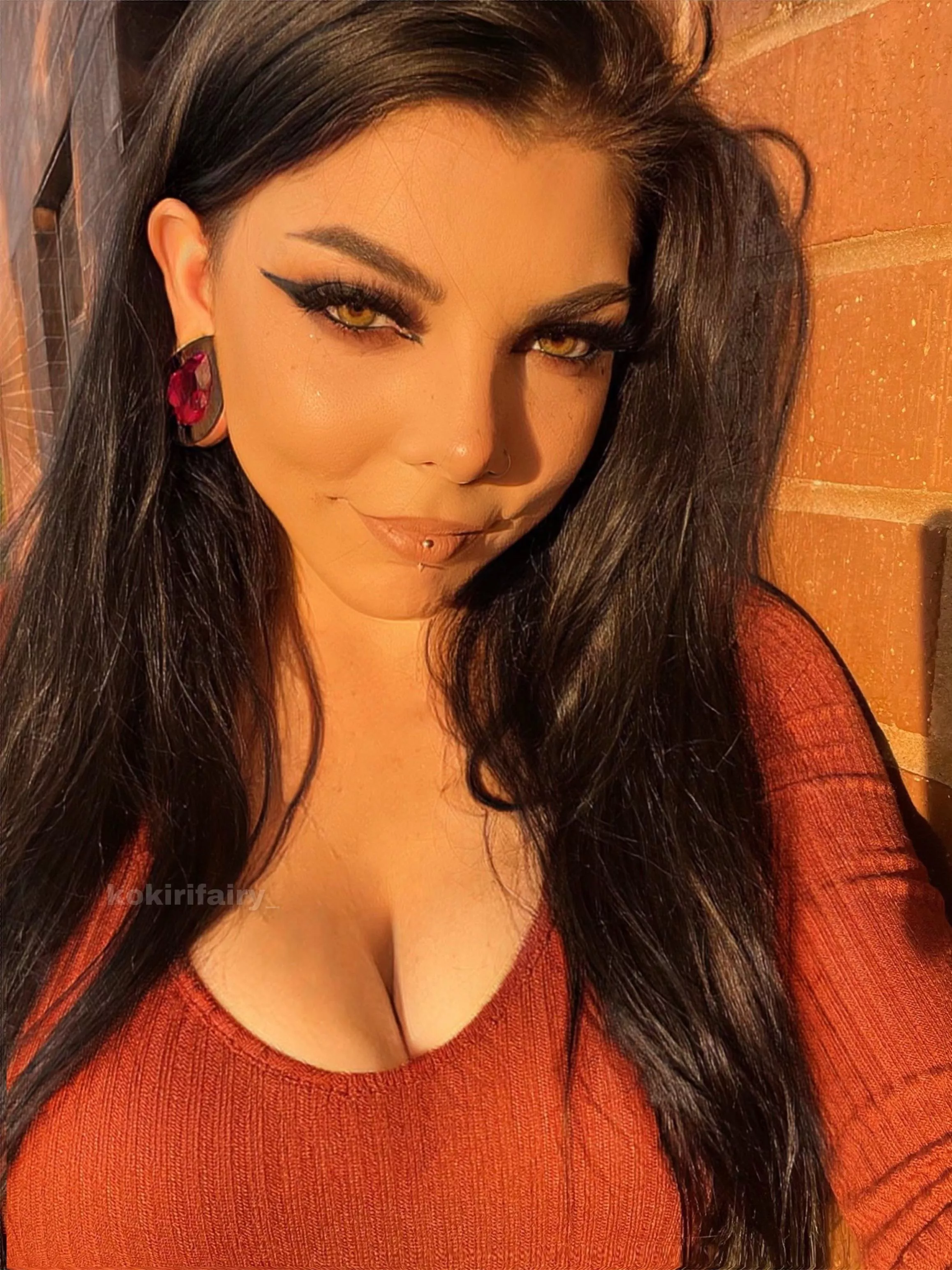 The sun is setting at the perfect time posted by kokirifairy_