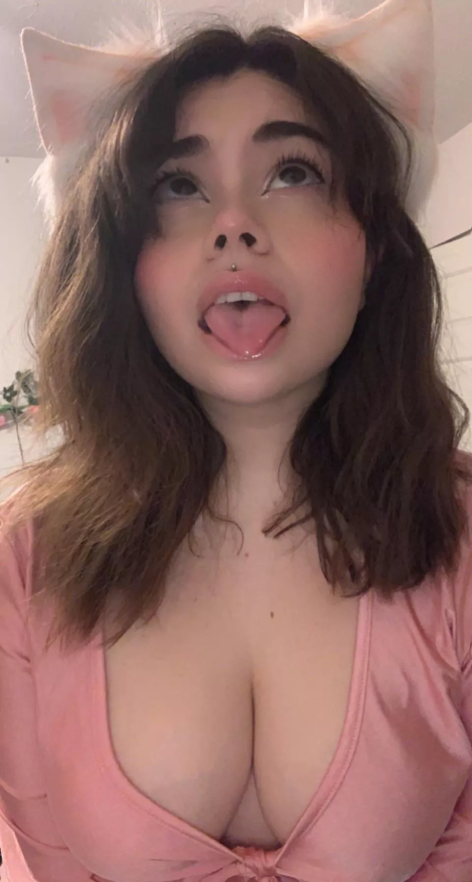 The thought of your cum is mouthwatering posted by mollyzedolly