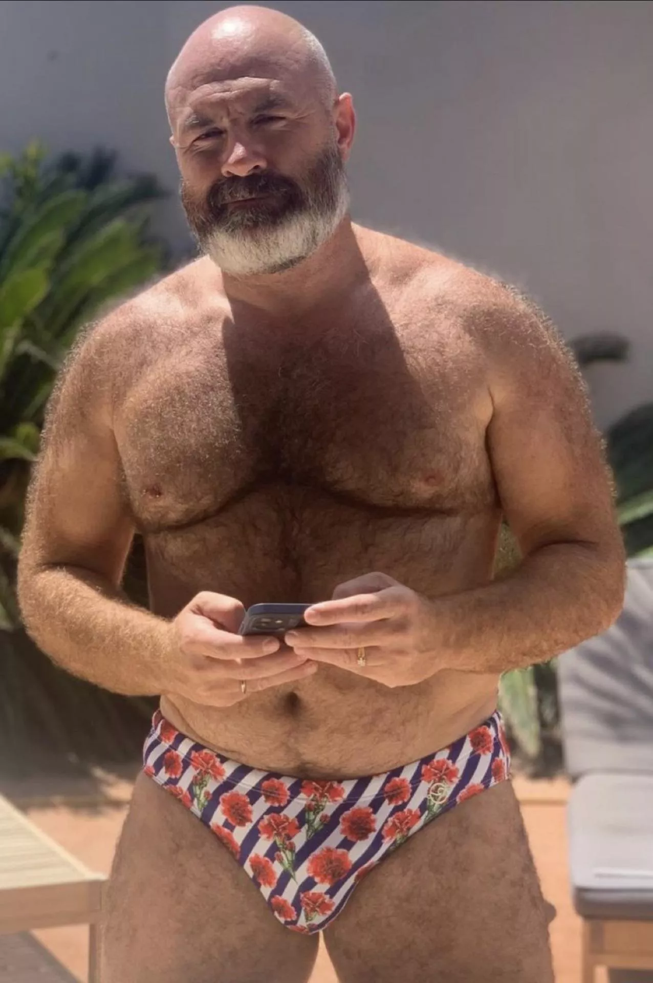 The very definition of a hot daddy posted by rainbowphase