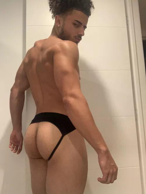 The view from the back is great I love my new jockstrap set 😌 by AnthonyPParis