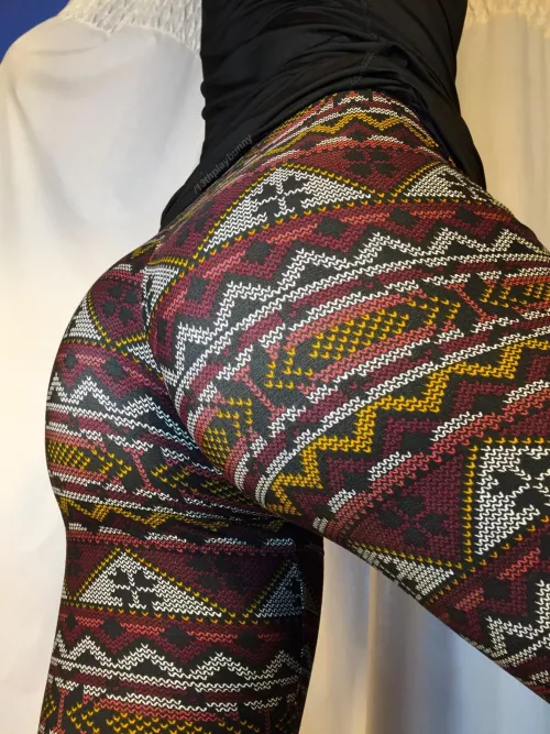 There’s a nice hole in the back 😏 by 13thplaybunny