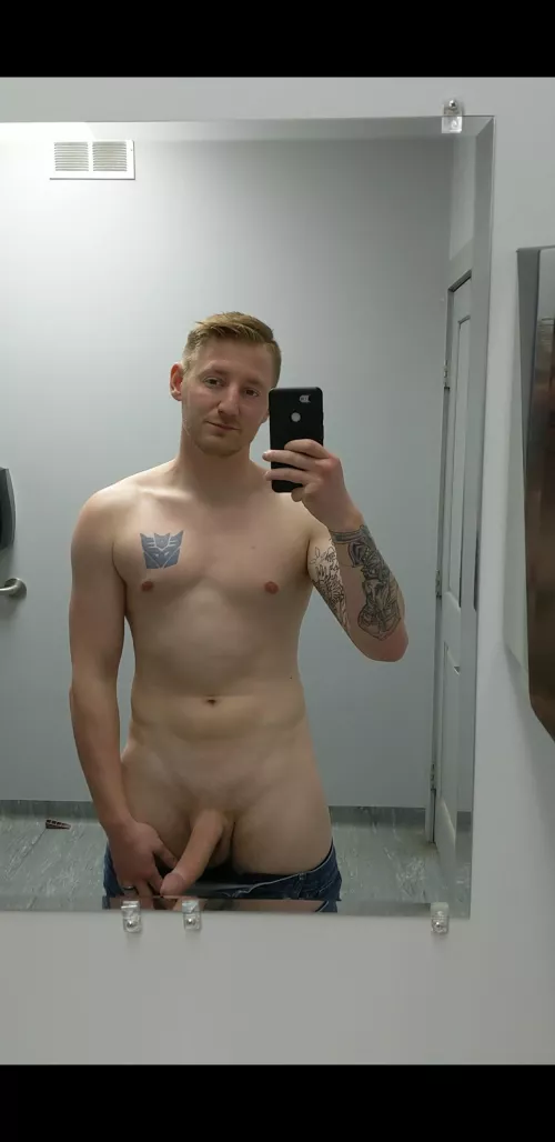 There's a shower in this bathroom, want to join? by Ctreesbank