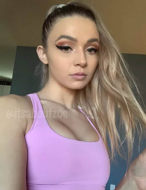 There’s nothing better than a sweet and innocent looking domme who will make you eat your own cum by ItsAboutZoee