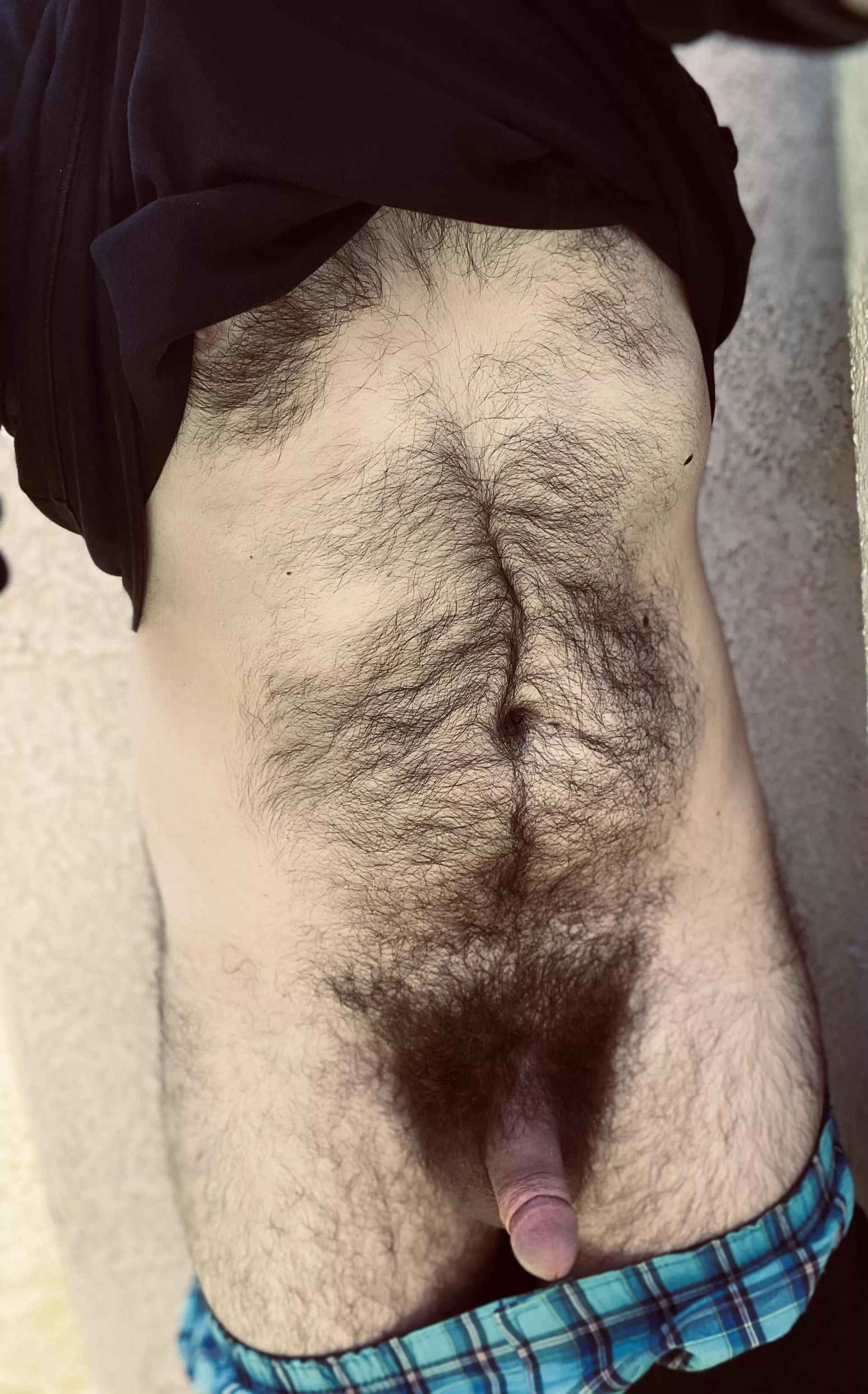 There’s something about being nude outside. Makes me want to try a nude beach or something… just for the experience. posted by JeffYep65