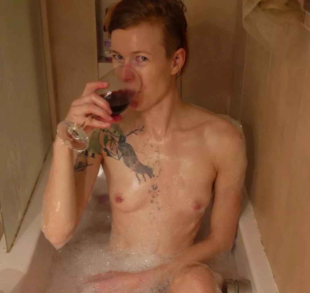 There's space for two in the bath posted by JuniperLunaRocks