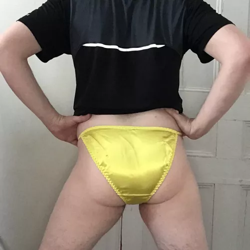 These adjusted perfectly by satinwearer44