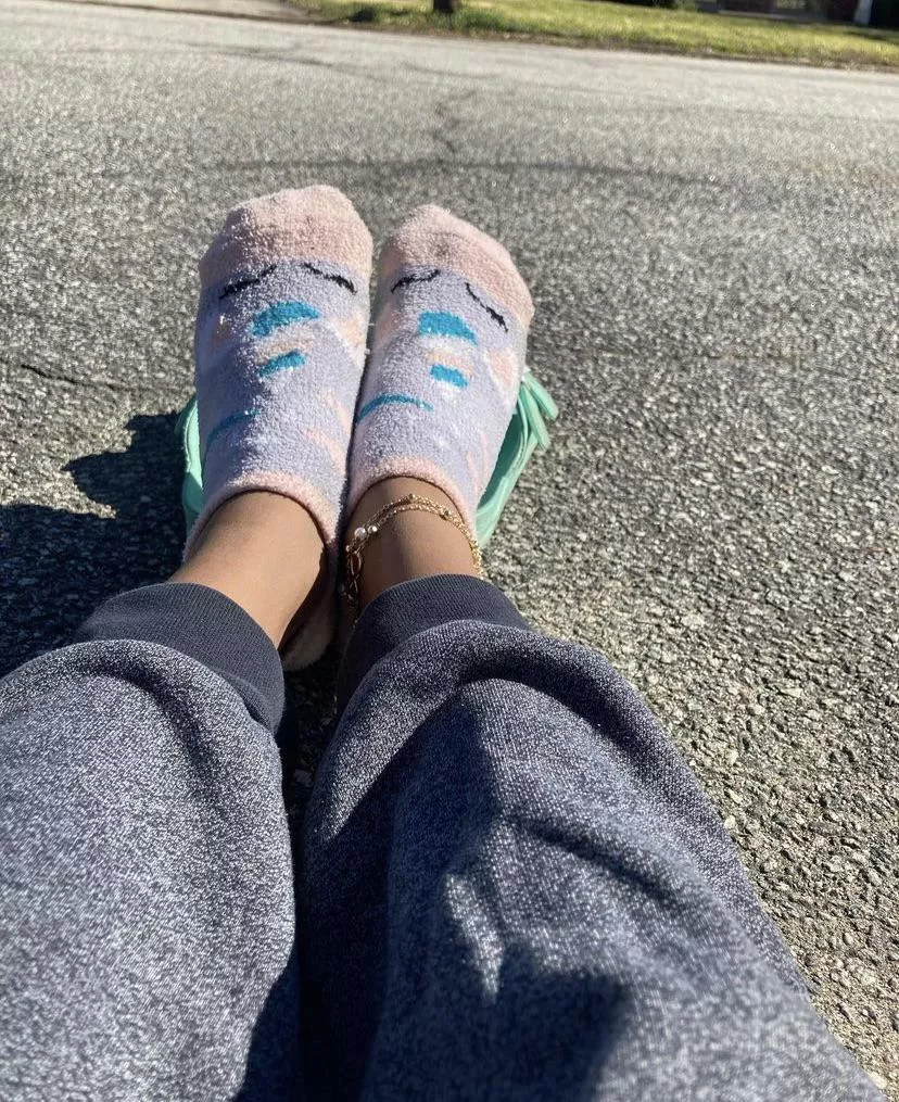 These are so comfy🥰 posted by Vvaprz