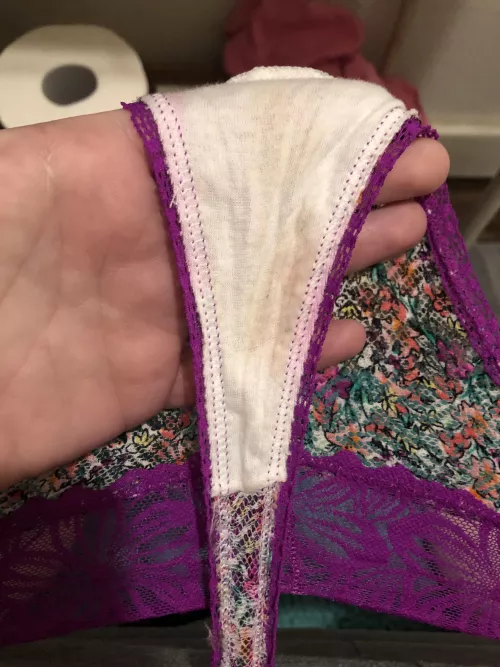 These are still available 💋 by pinkyto04