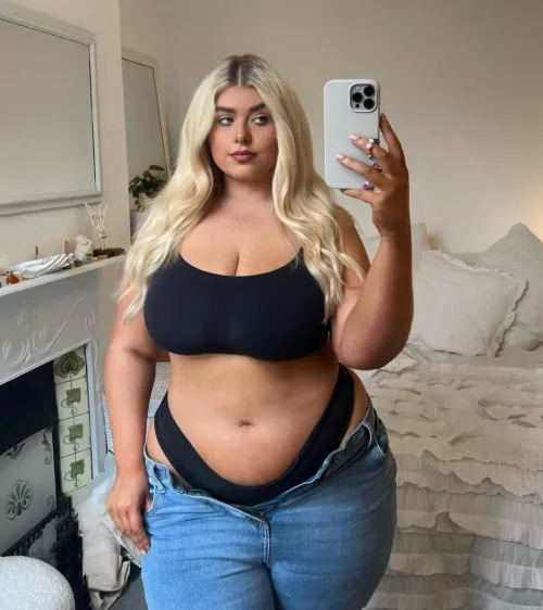 These jeans definitely don't fit like they use to... by PlumpPinup