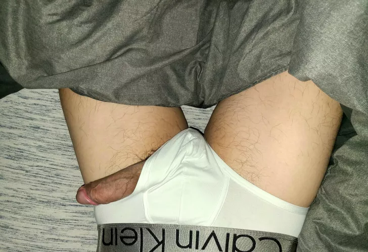 these little things can't contain me ;) by HecSan90