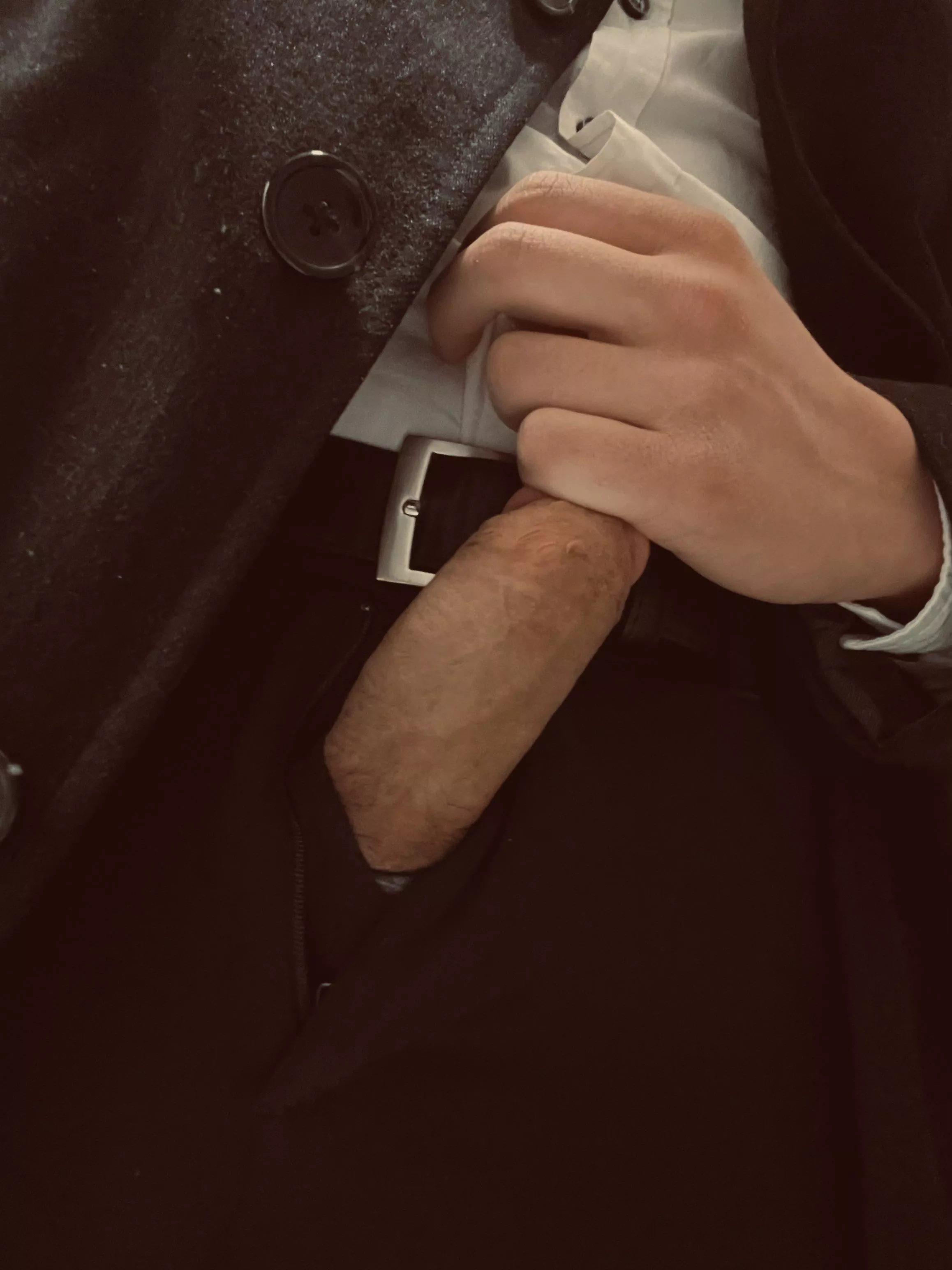 They know who run the office, the BOOS remain the BOSS😎 posted by TheManOnSuit1