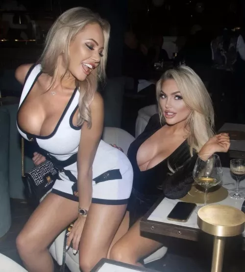 They never have to pay for drinks at the club by FlyingDutchmon