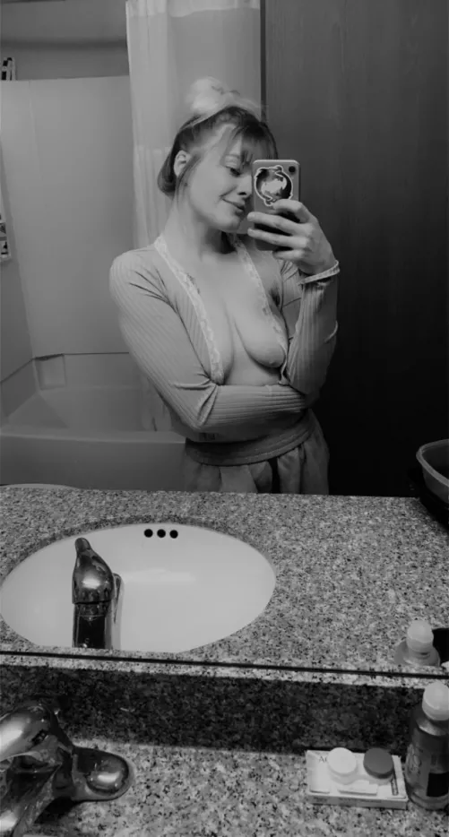 They wanted to say hi. by PrincessDeepDick