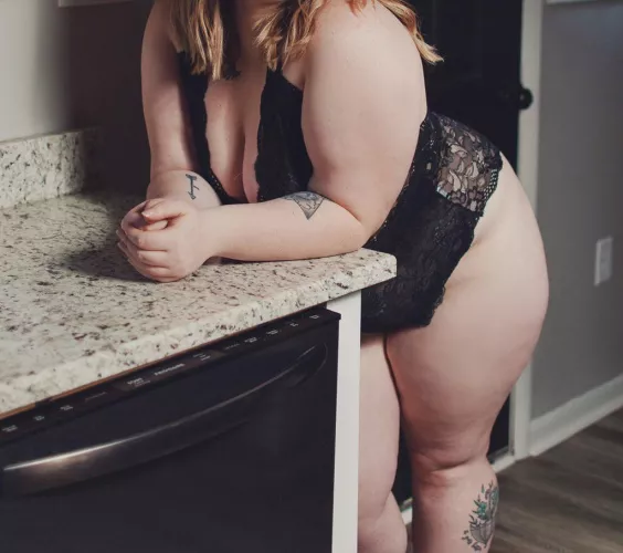 they’re almost spilling out 🤩 by peachesnscream66