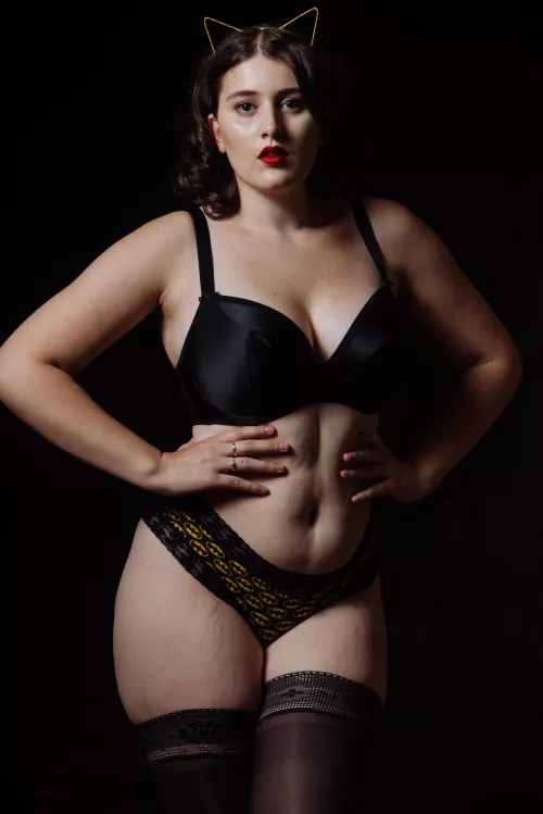 Thicc and alternative! by carmensophie_model