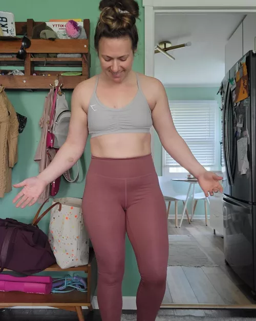 Thicc thighs ruin lives by holladayparty