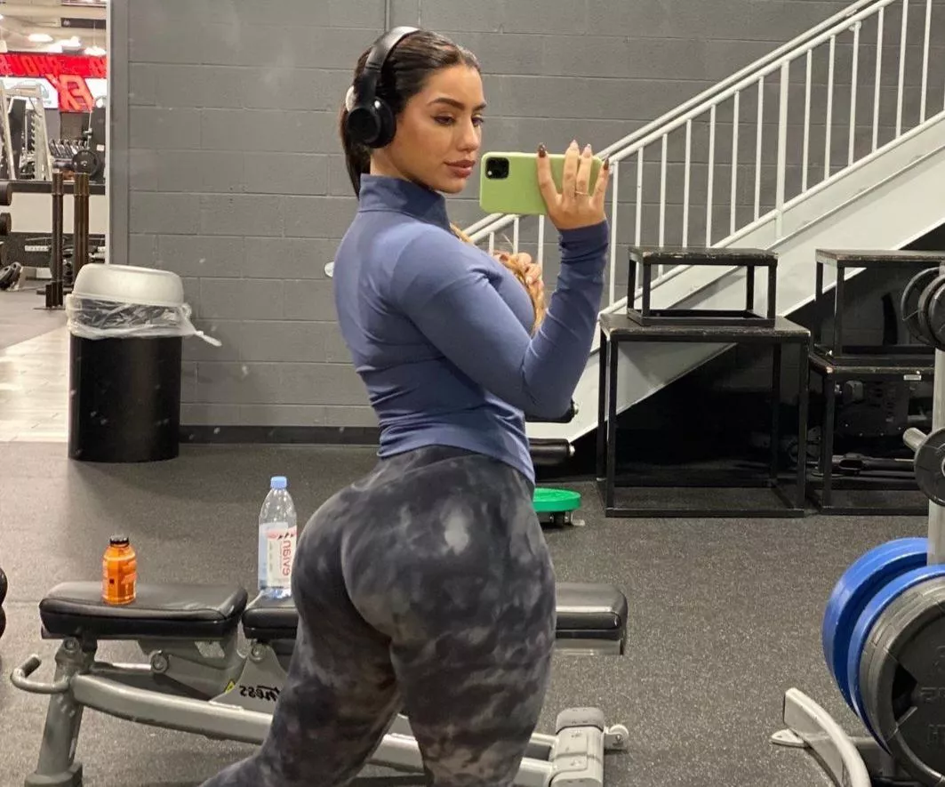 Thick posted by Gefran27