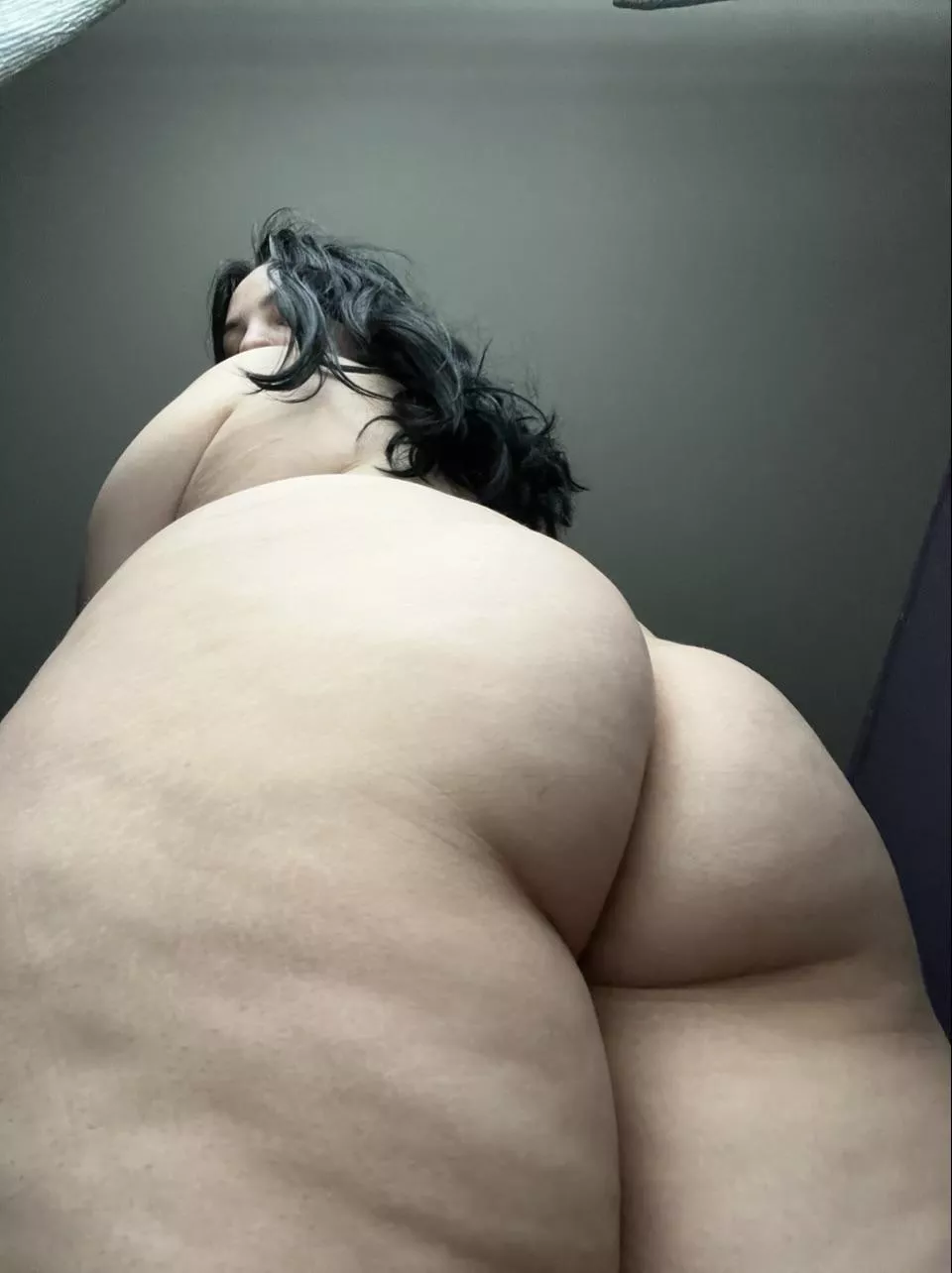 Thick ass 4 u posted by hadespaynes