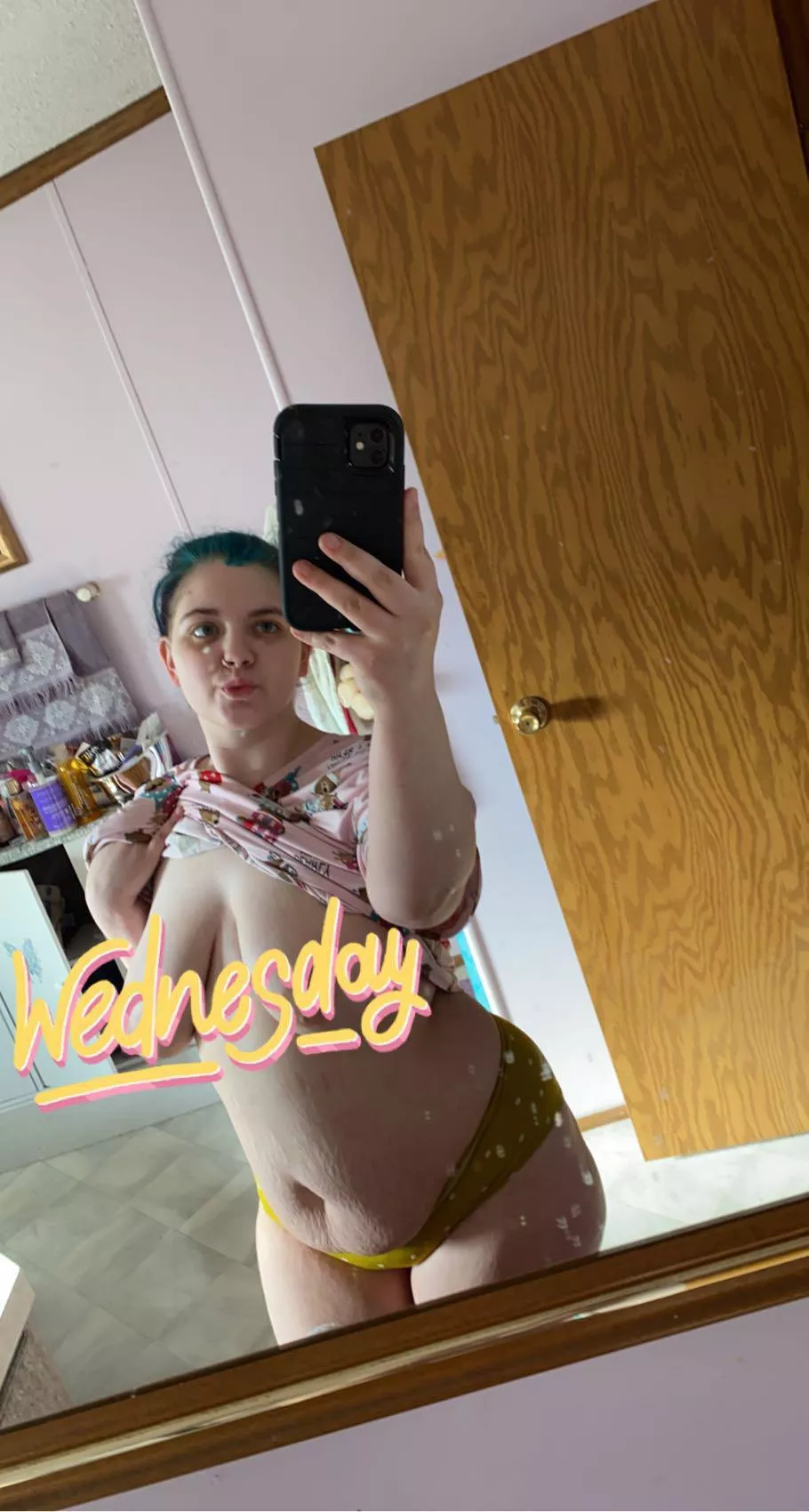 Thick MILF posted by Spirited_Past_9494