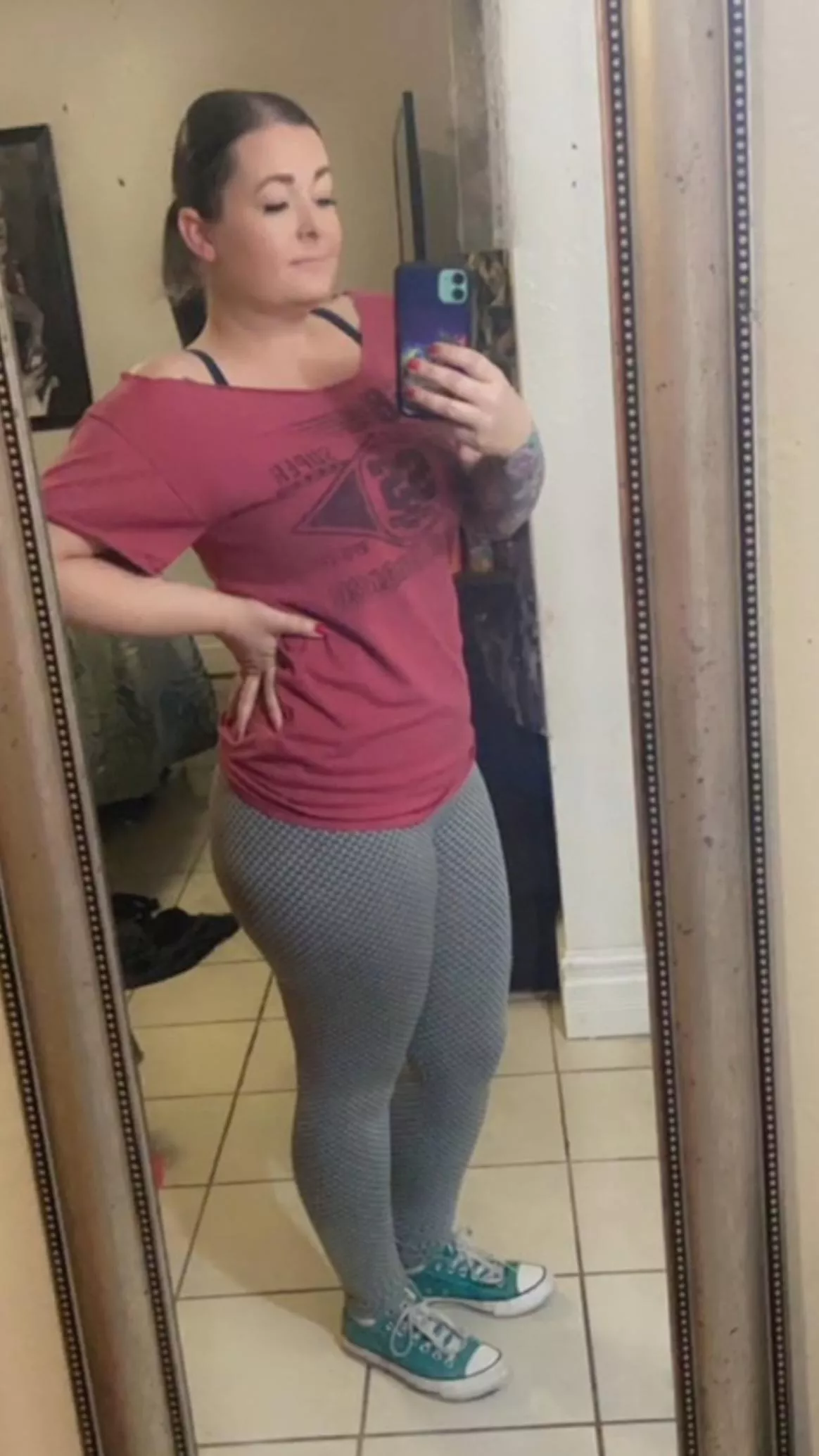 Thick Thighs posted by justabigtittylover