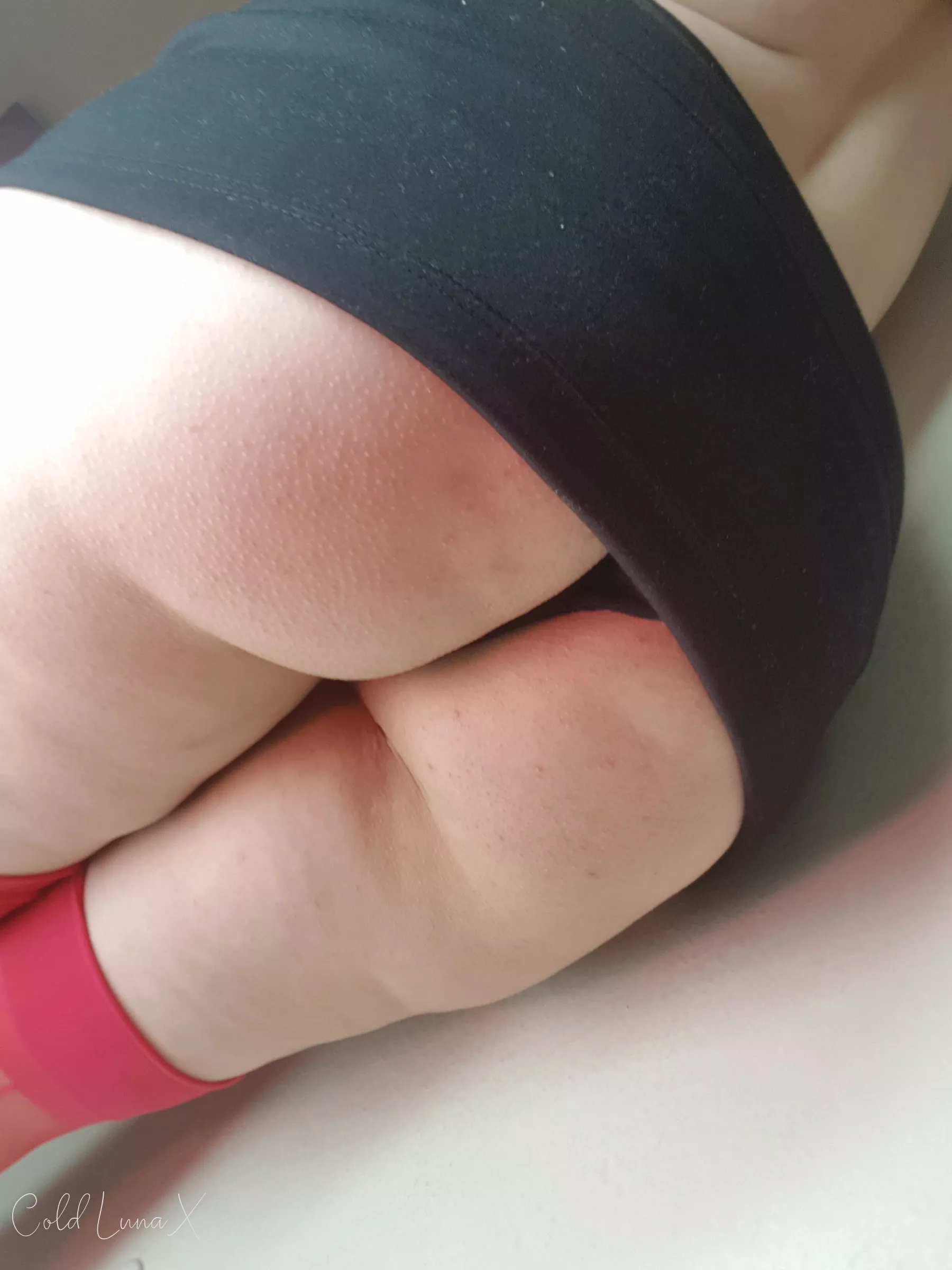 Thick thighs thick booty posted by ColdLunax