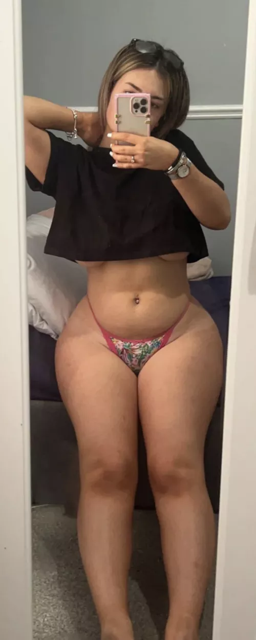 thick thighs 🥵🥵 by explorer_indi