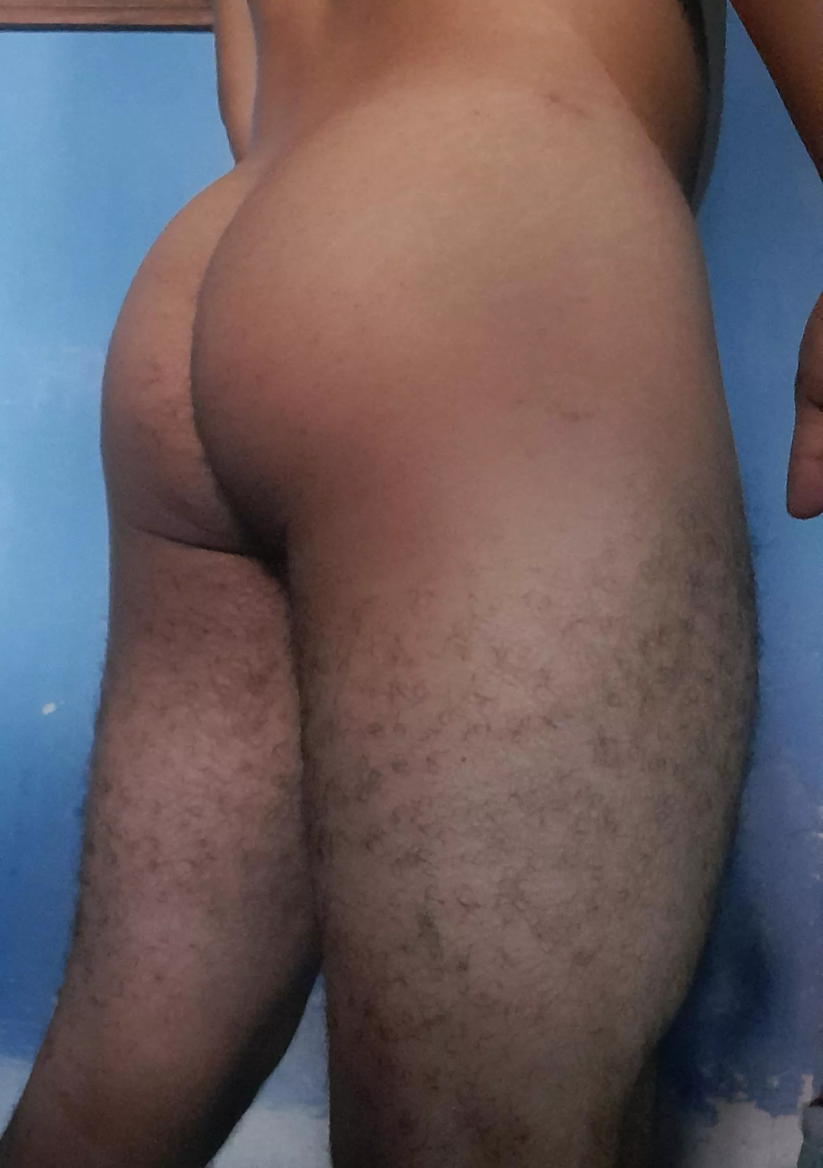 thick thights plus bubble butt ,i might be wrong but i guess it is a good combination, isn't it? posted by escpatron