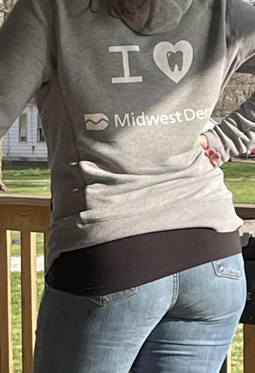 Thick wife by Psychological-Ad2232