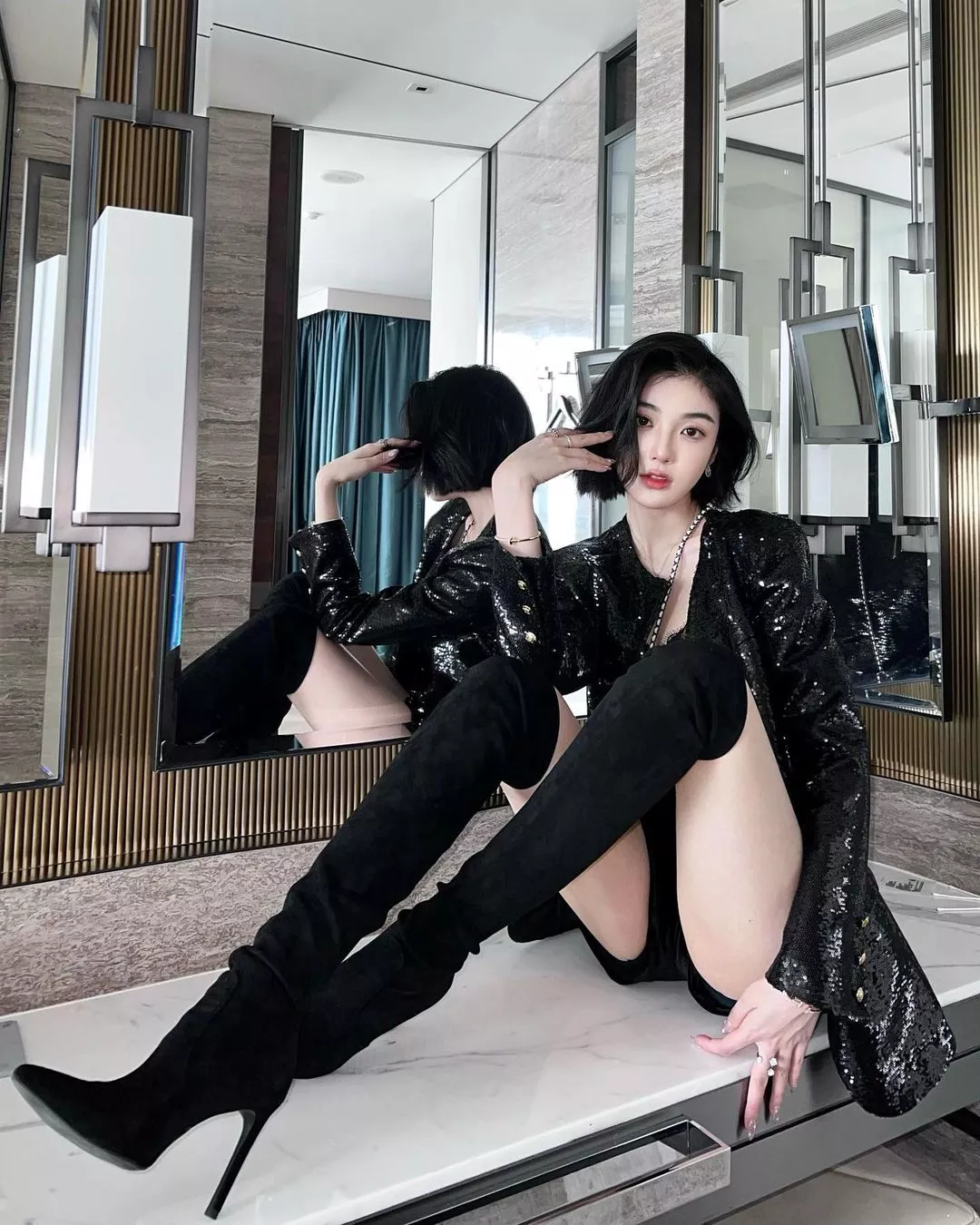 Thigh high boots posted by Majestic_Painter8660