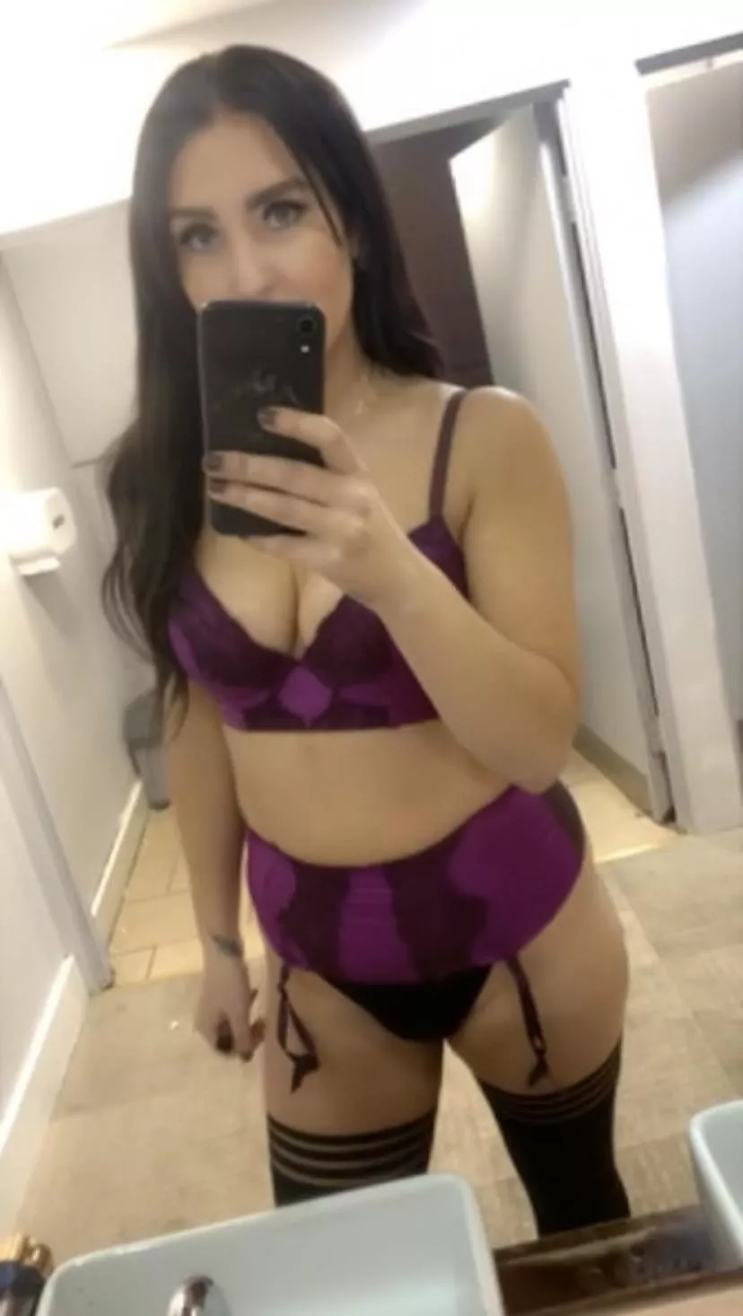 Thigh highs at work posted by Pandorasbox1991