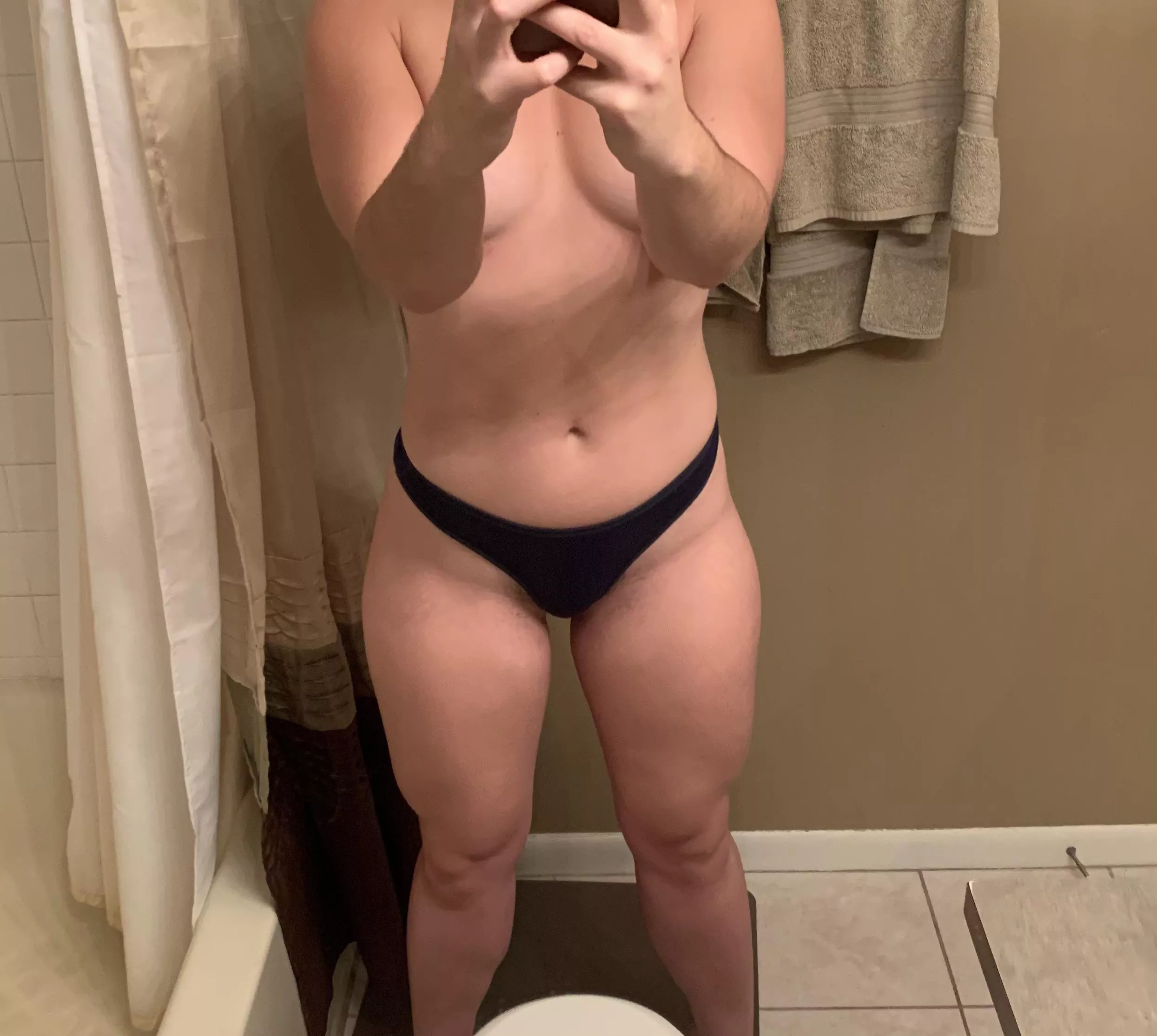 Thighs for days posted by h0rniefountain