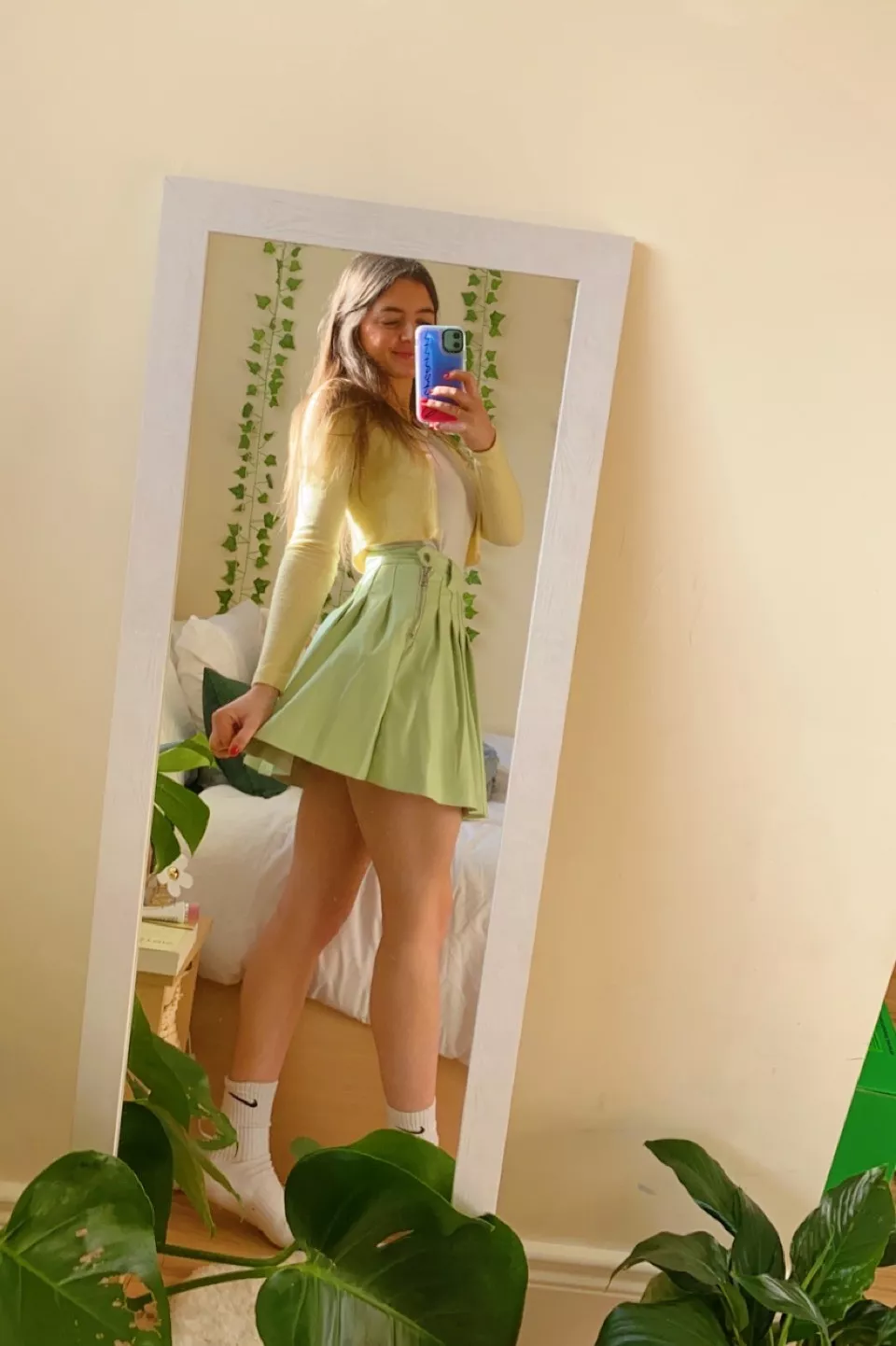 Thighs IRTR posted by SubmissiveTrapSamus